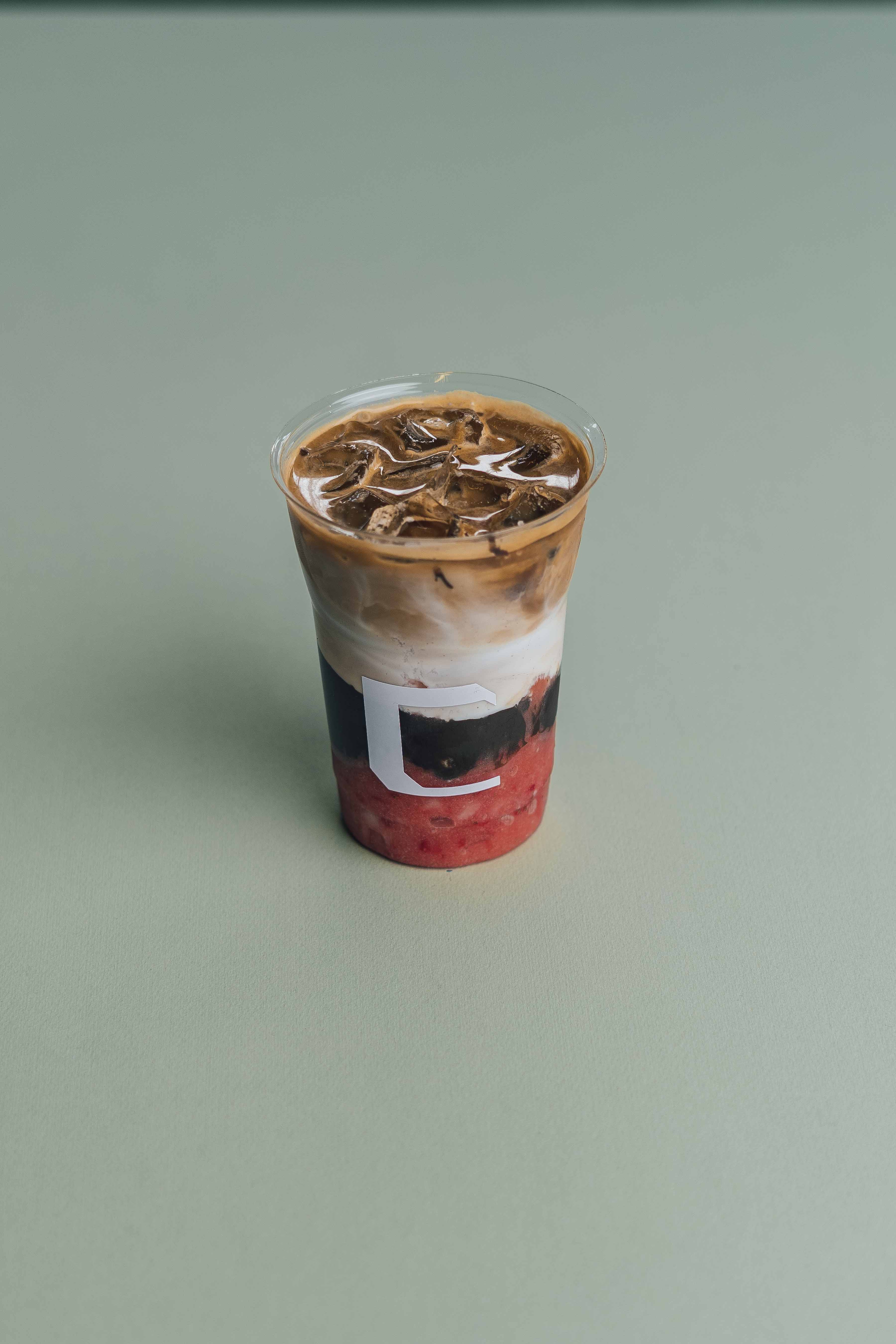 آیس موکا توت فرنگی